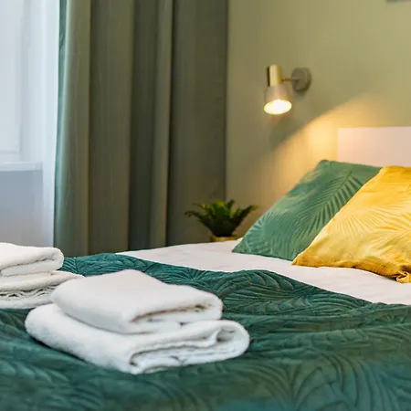 Aleje Jerozolimskie 42 By Homeprime ורשה