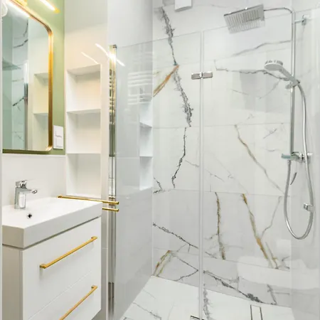 Aleje Jerozolimskie 42 By Homeprime Apartman *